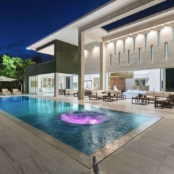 Exclusive South Miami Escape w/ Infinity Pool & Luxe Amenities