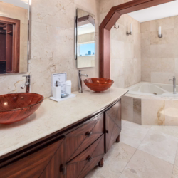 Luxury Waterfront Villa w/ Heated Pool & Jacuzzi on Venetian Islands