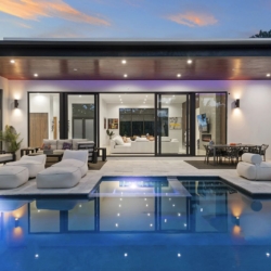 Spacious Waterfront Villa in Fort Lauderdale – Perfect for Entertaining