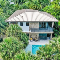 5-Bedroom Oceanfront Villa w/ Heated Pool & Bay Views